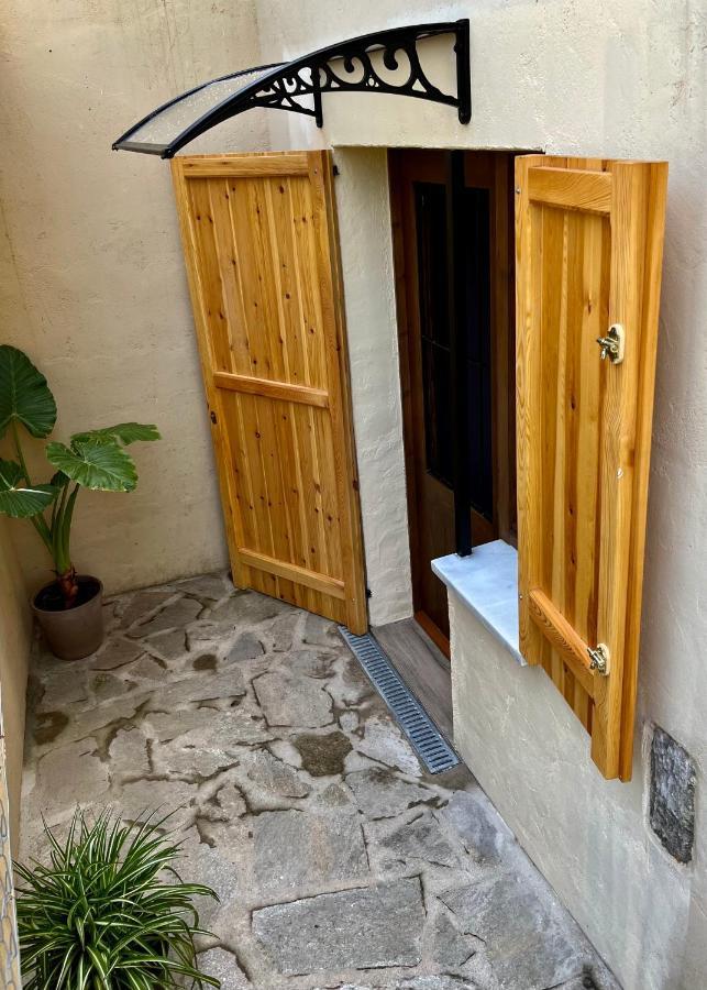Apartment In Country House With Views And Pool Vespellá Exterior foto